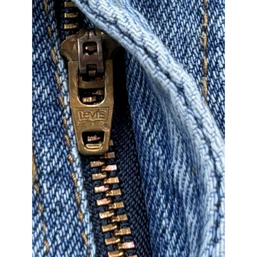 Vintage Levis 550 Jeans Mens 40x30 Blue Relaxed Fit 100% Cotton *Actual Waist 38